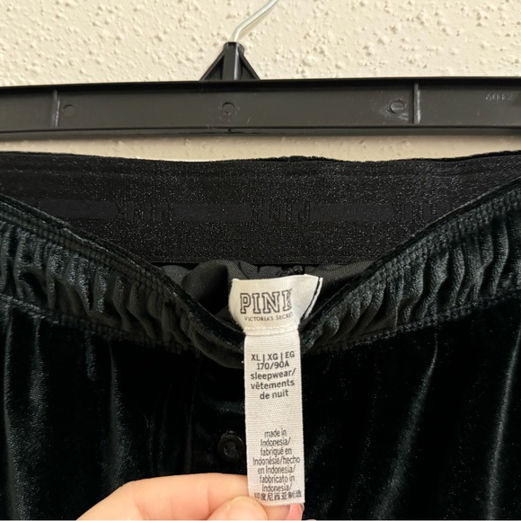 Victoria’s Secret PINK Velour Boxy Pajama Shorts - Size XL - NWOT - Picture 3 of 8
